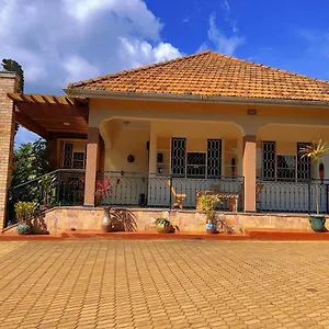 airport-link-guest-house.about-kampalahotels.com/