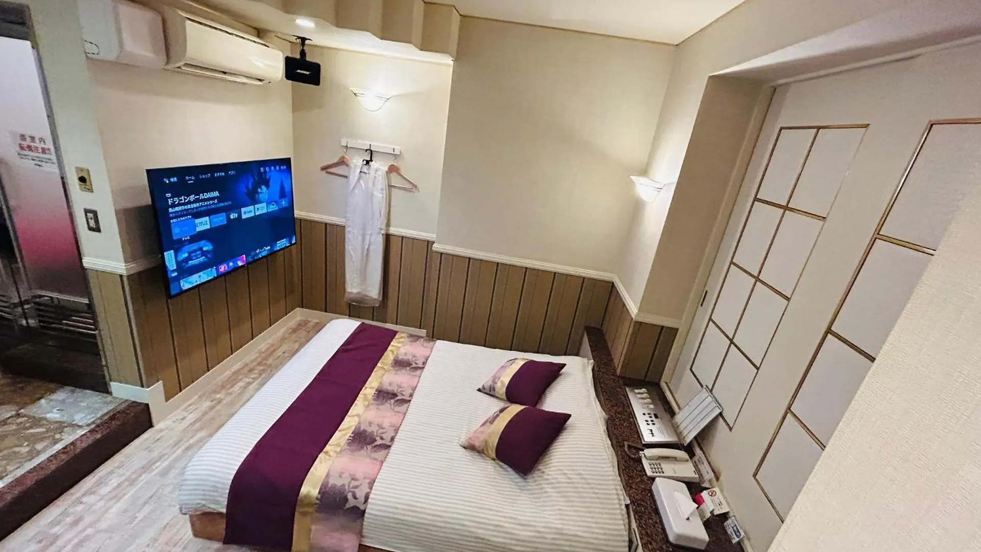 Hotel Crystal 大人専用 Präfektur Tokio